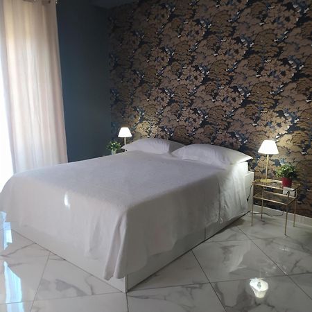 Linda'S Guest House Roma Exterior foto