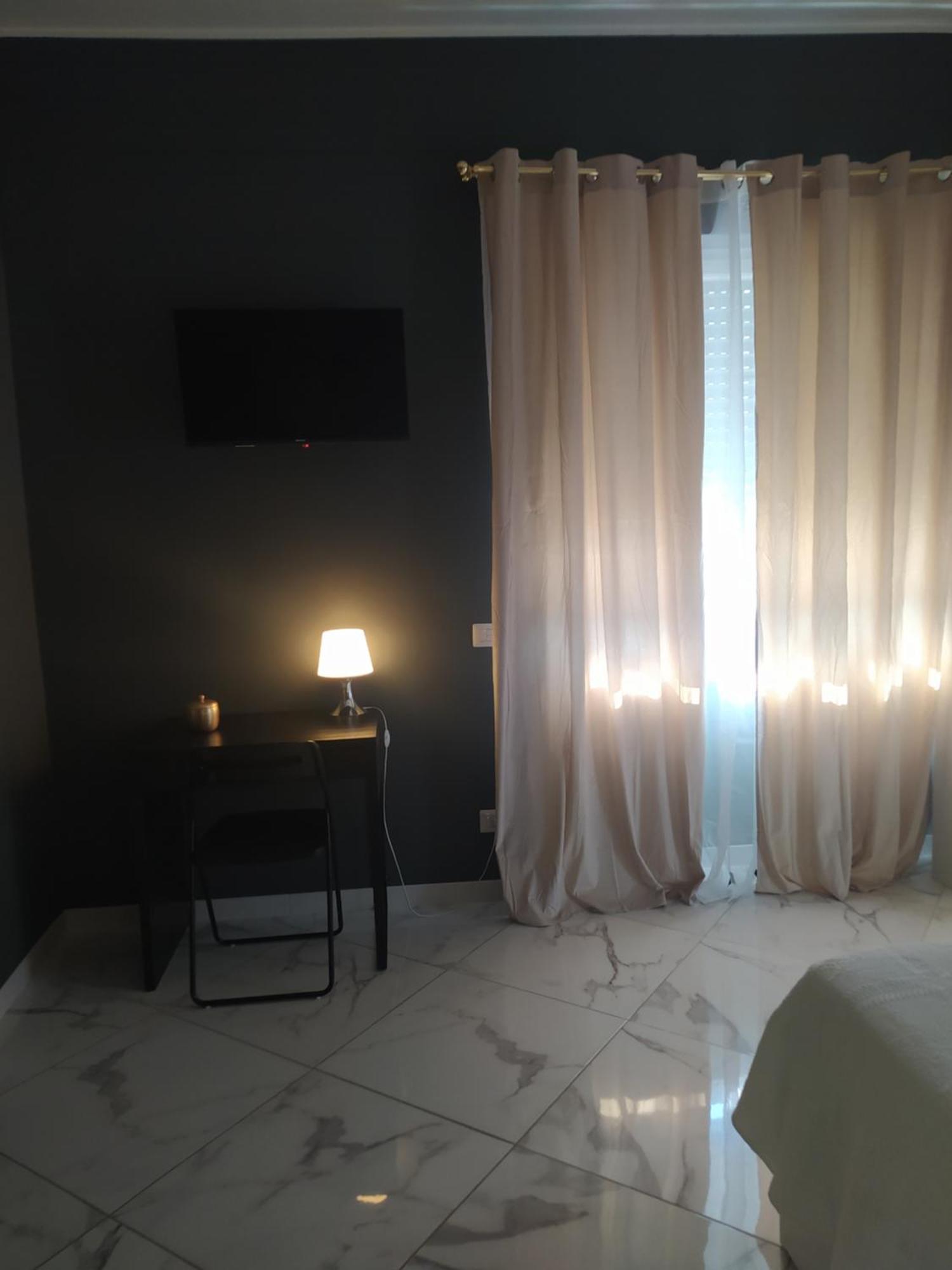 Linda'S Guest House Roma Exterior foto